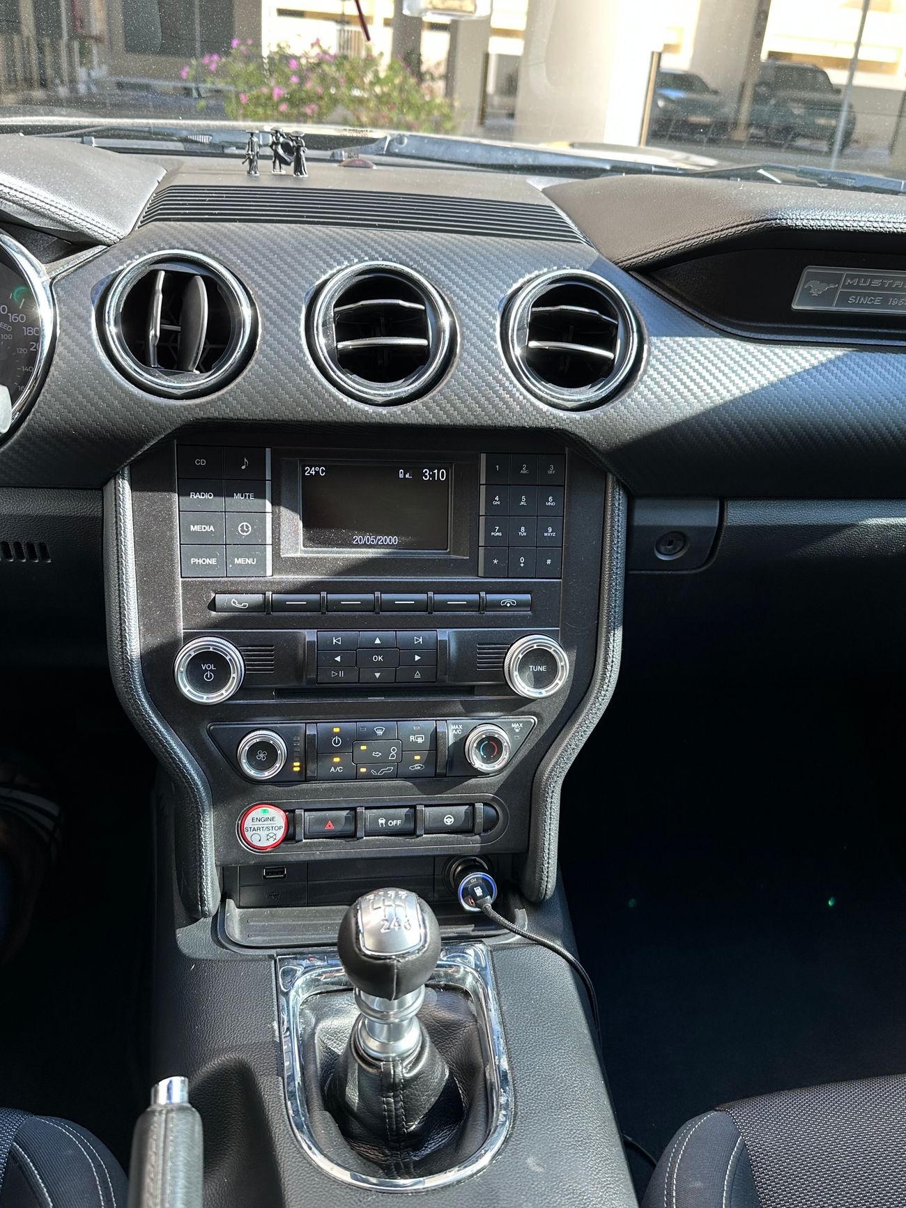 Ford Mustang 3.7L, V6, 300Hp