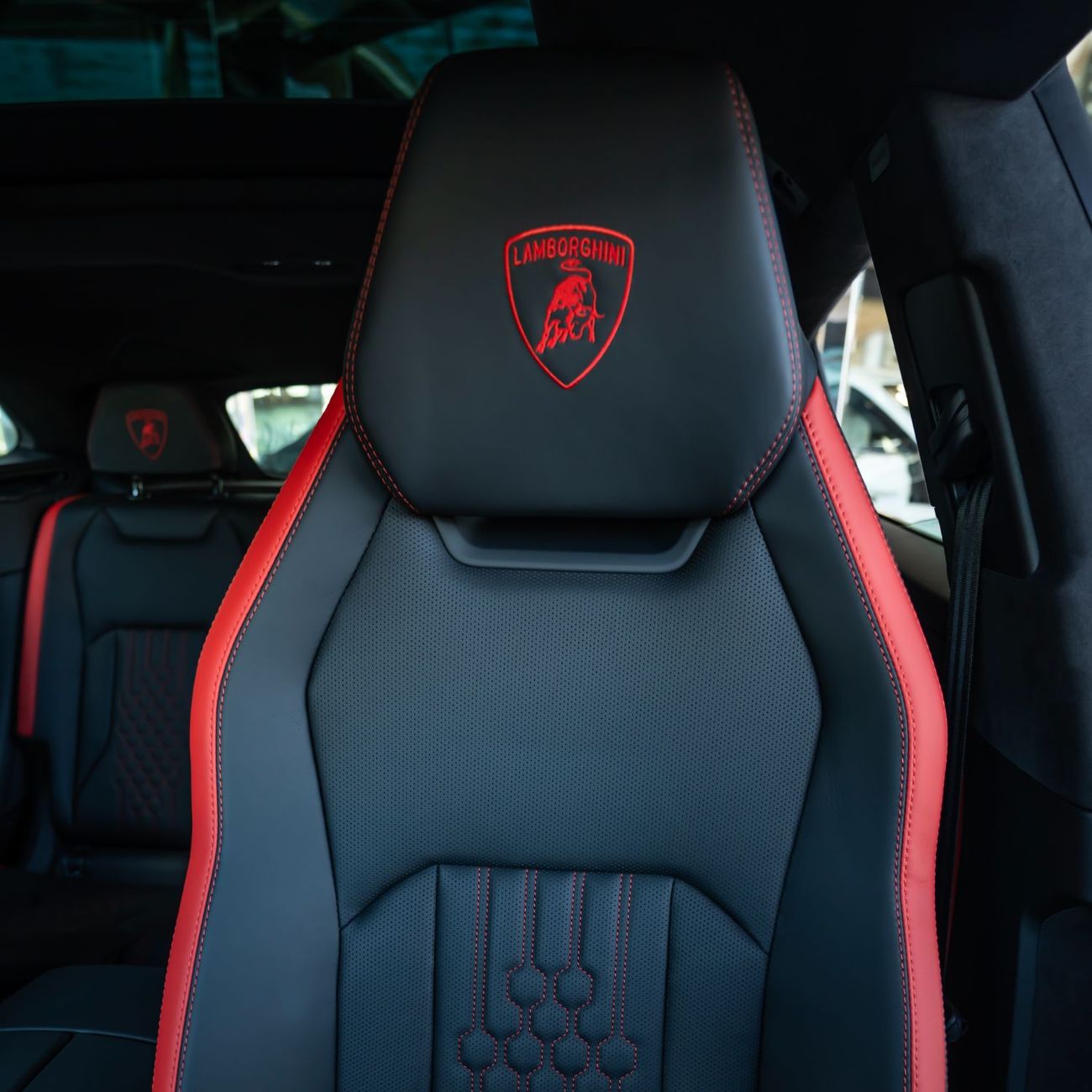 لامبورغيني اوروس 520