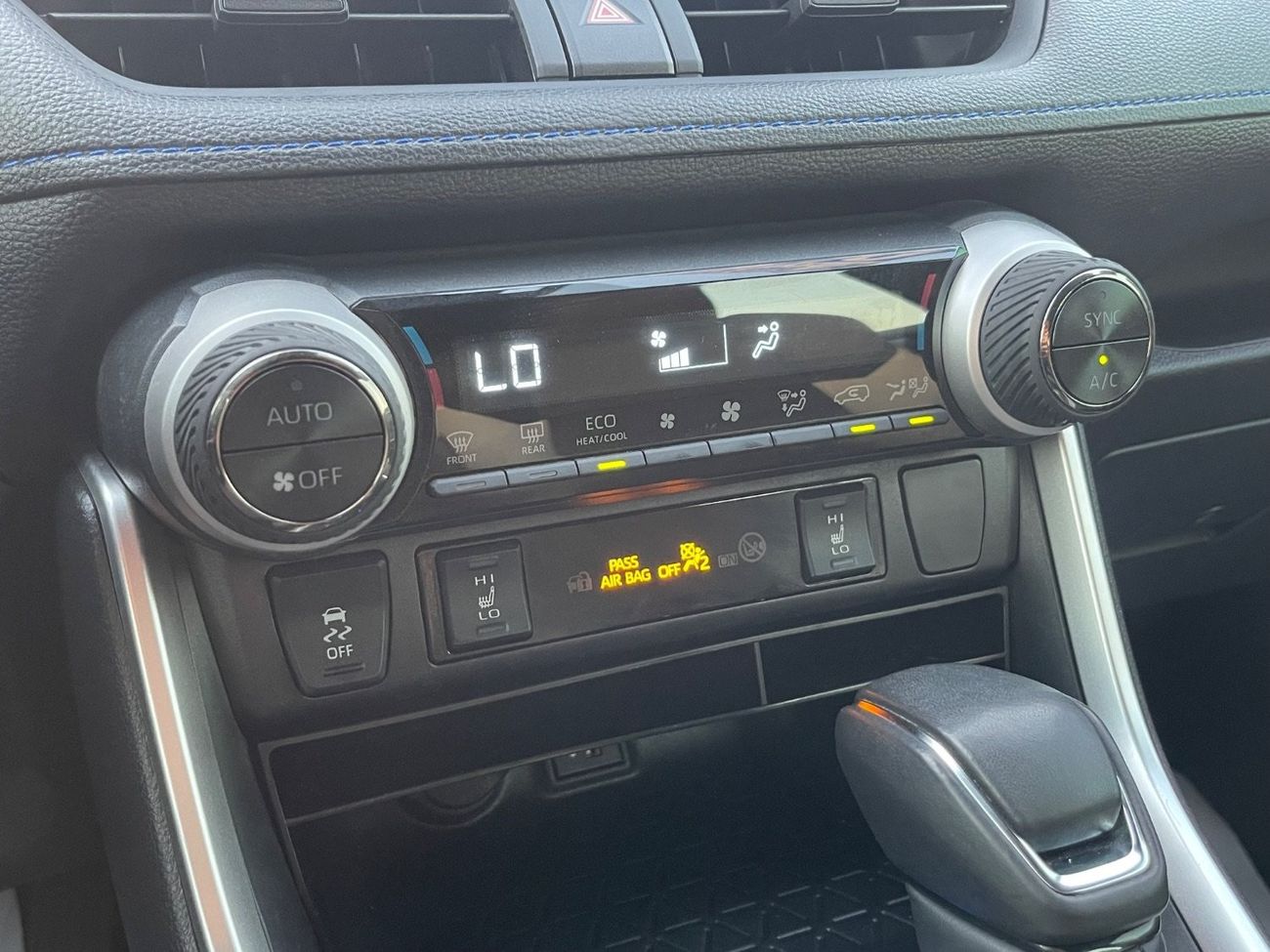 Toyota RAV4 2023 TOYOTA RAV4 SE HYBRID 4x4 IMPORTED FROM USA