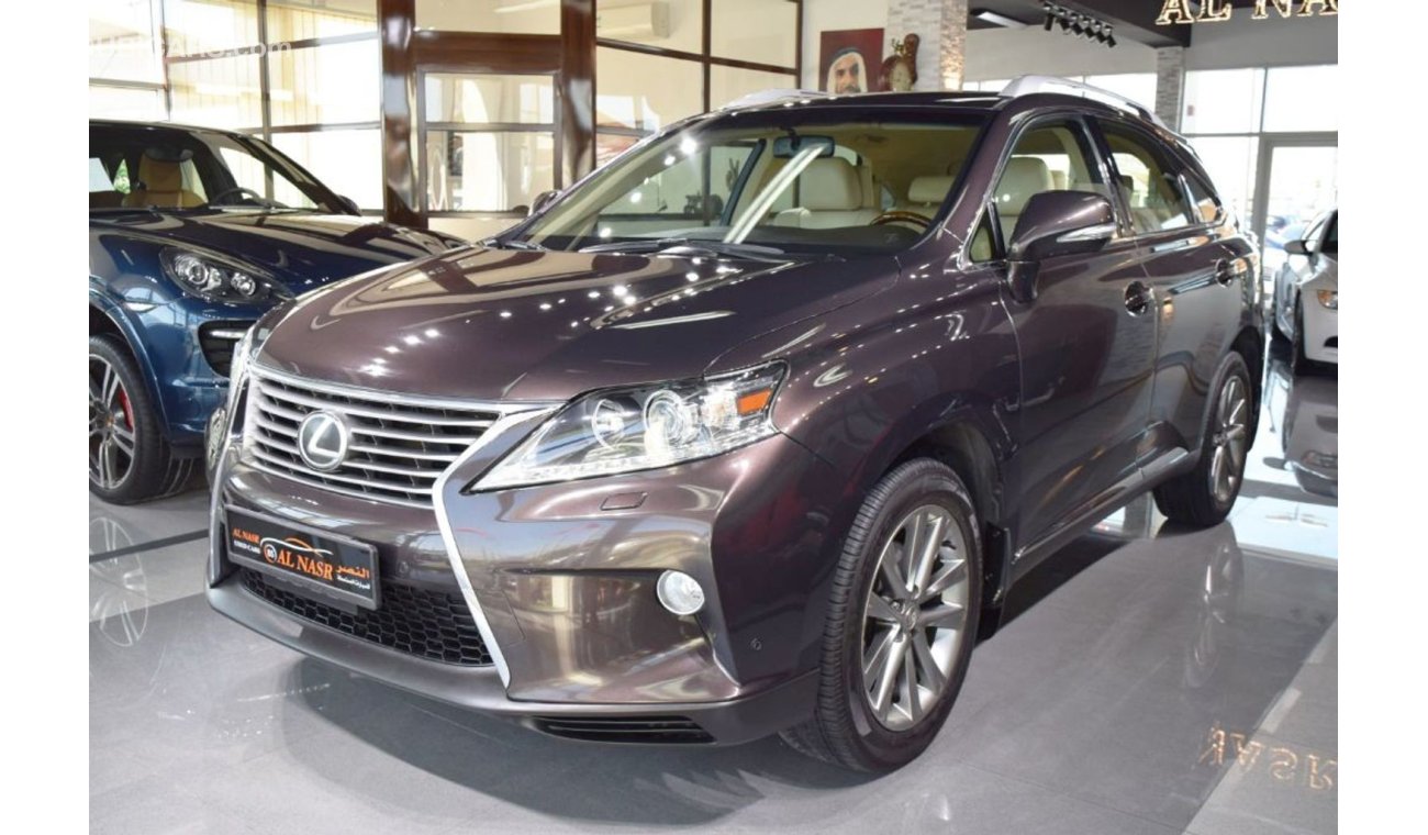 Lexus RX350 RX-350, GCC Specs - Fully Loaded Option, Full Service History - Accident Free, Single Owner