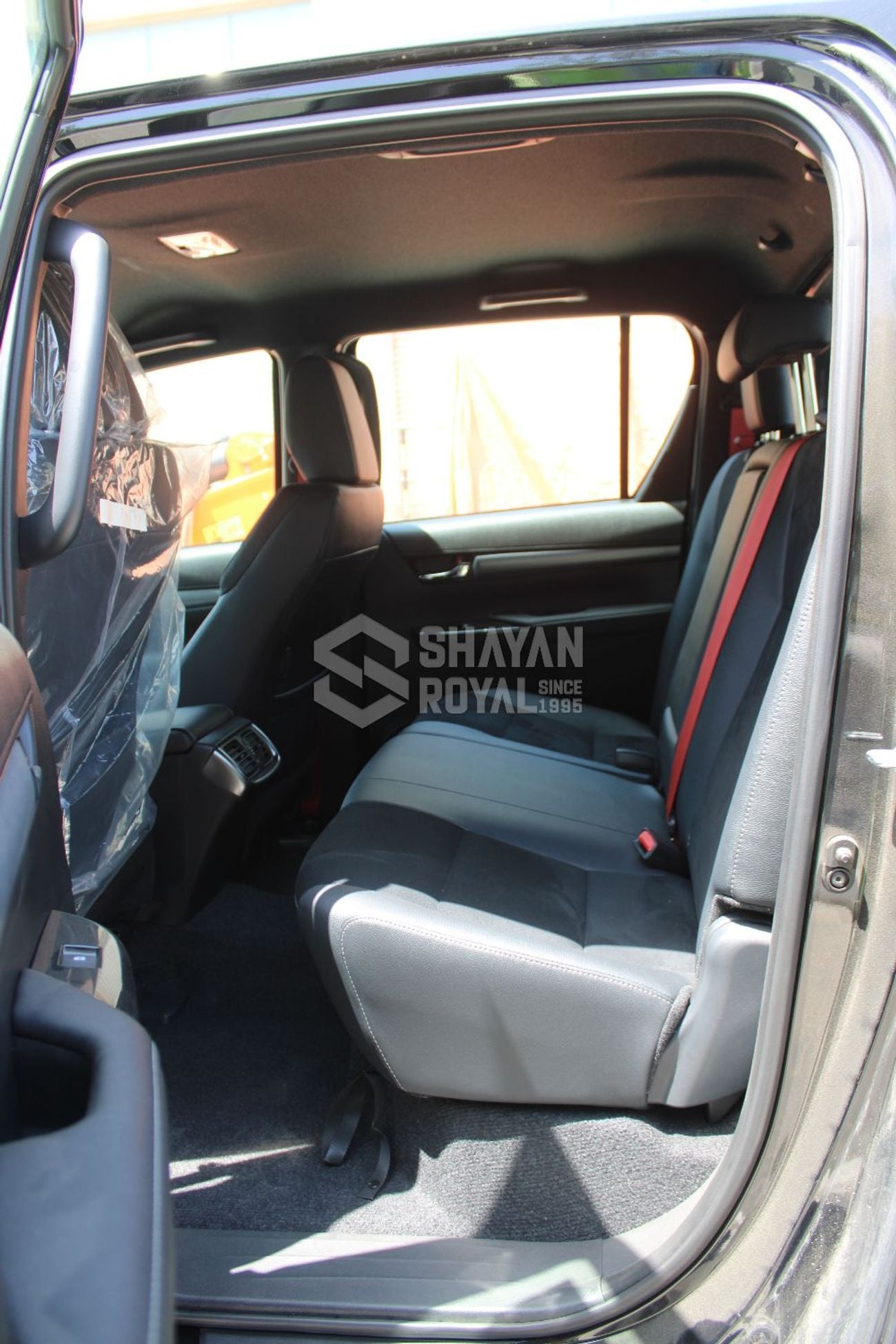 تويوتا هيلوكس GR SPORTS 4.0L V6 PETROL DC AT 4WD 2026MY