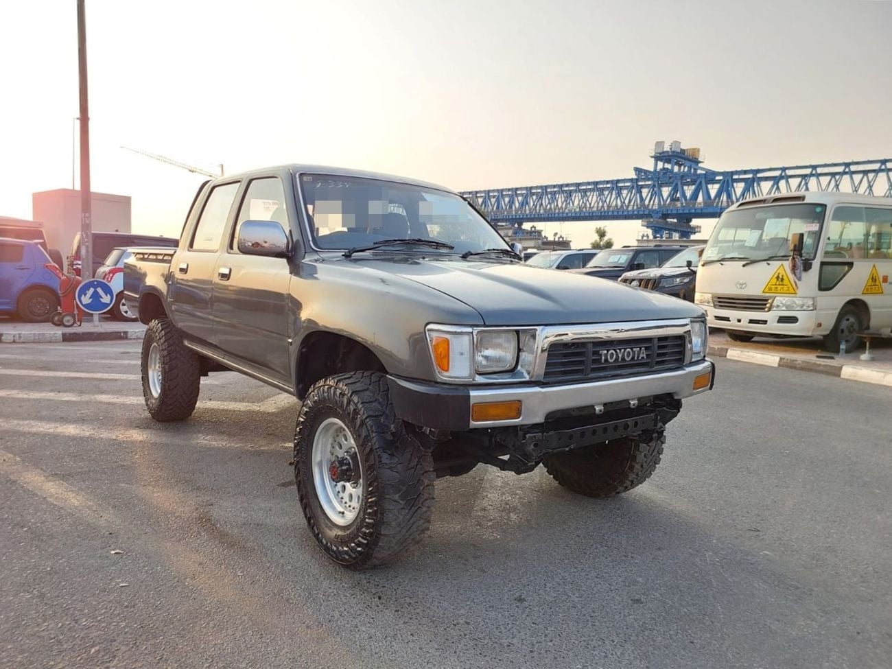 تويوتا هيلوكس 1989 TOYOTA HILUX PICK UP RHD DIESEL MANUAL(PM13672)