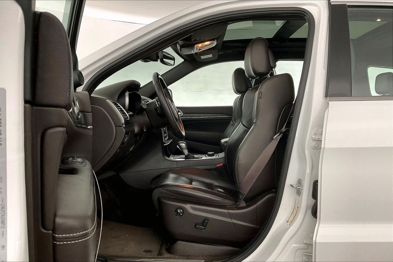 Jeep Grand Cherokee Overland | National Day Celebration | Guaranteed Warranty | 0 Down Payment