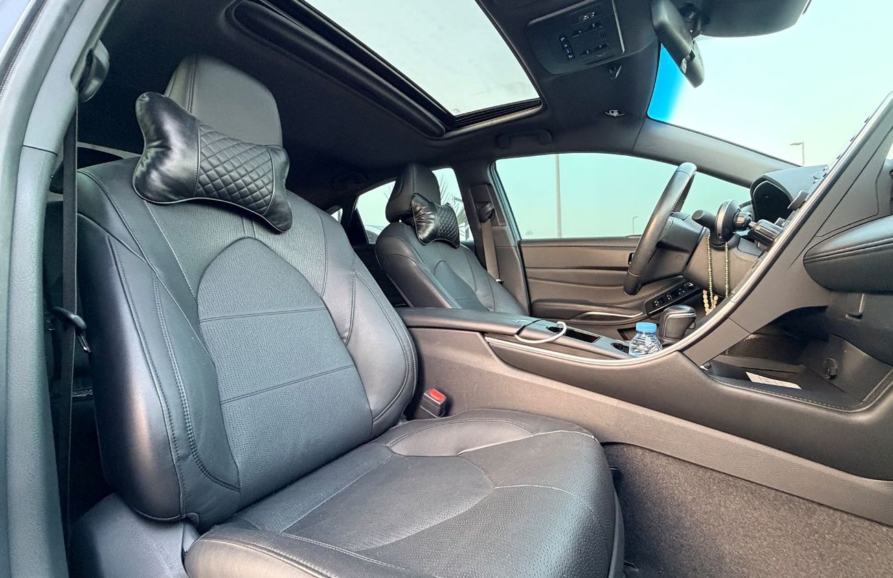 تويوتا افالون Hybrid 2021