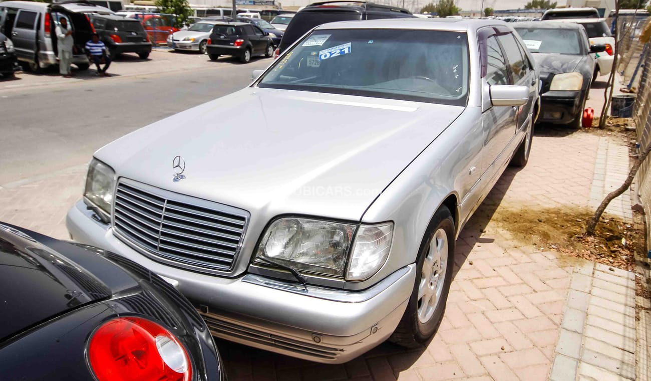 مرسيدس بنز S 600 L