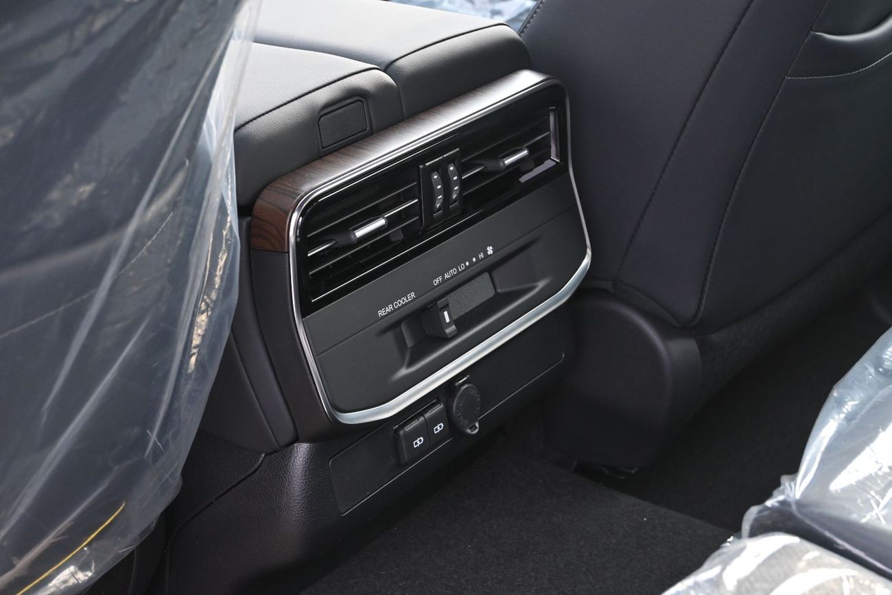 Toyota Land Cruiser GXR 3.5L TwinTurbo V6, Model 2026