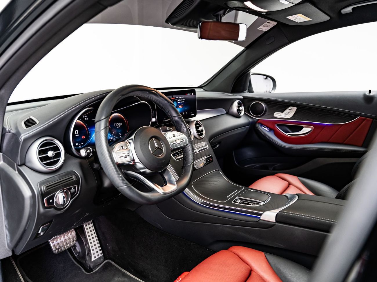 Mercedes-Benz GLC 200 2023 Mercedes GLC 200 Coupe, 2028 Mercedes Warranty + Service Contract, Low KMs, GCC