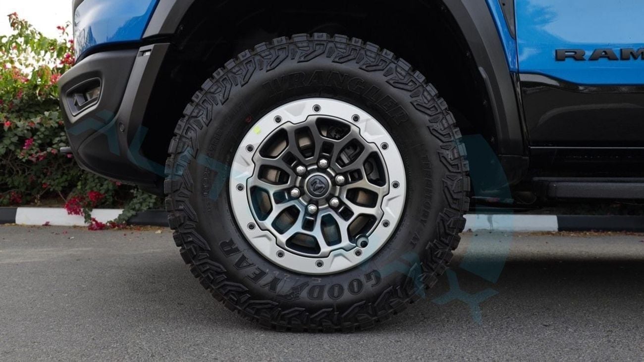 رام 1500 (For Export , НА ЭКСПОРТ) PY 25/25 RHO HURRICANE H.O 3.0TT GCC Без пробега