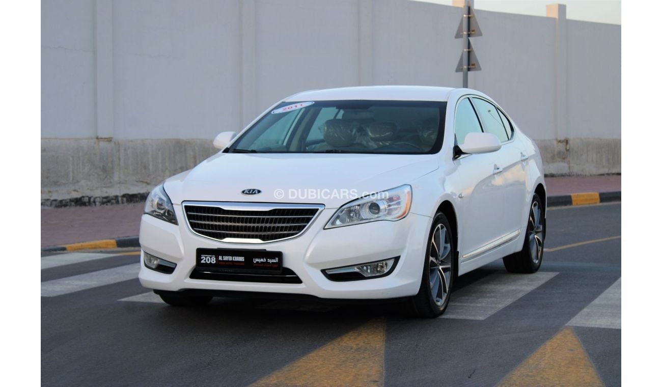 Kia Cadenza Kia Cadenza 2011 GCC in good condition without accidents, very clean from inside and outside