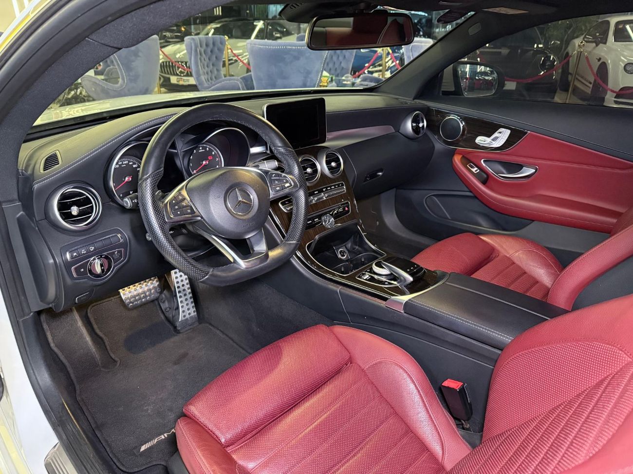 مرسيدس بنز C 200 كوبيه 2017 Mercedes-Benz C200 Coupe - GCC - Low Mileage - Good Condition