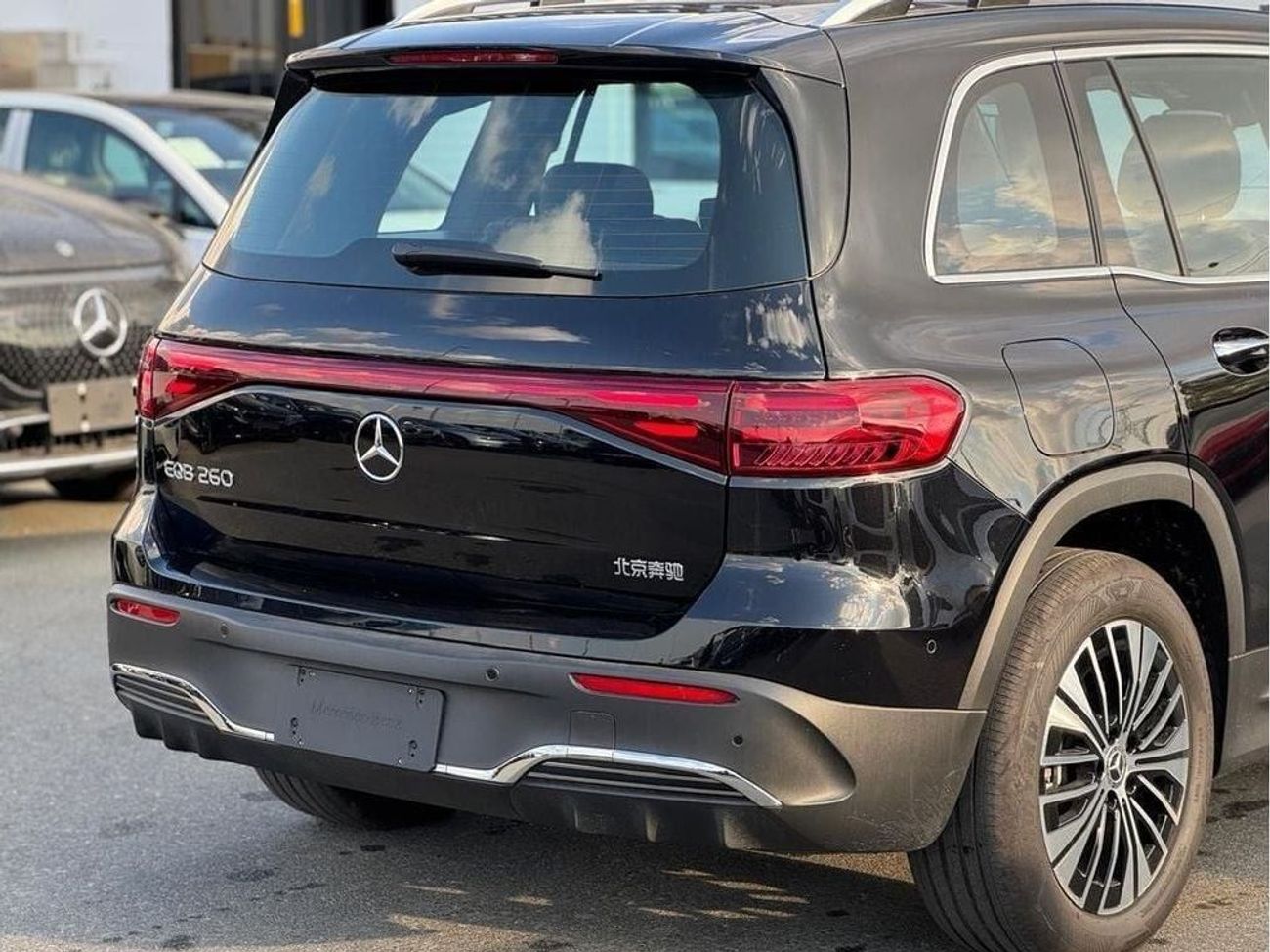 مرسيدس بنز EQB 260 MERCEDES BENZ  EQB 260  2024