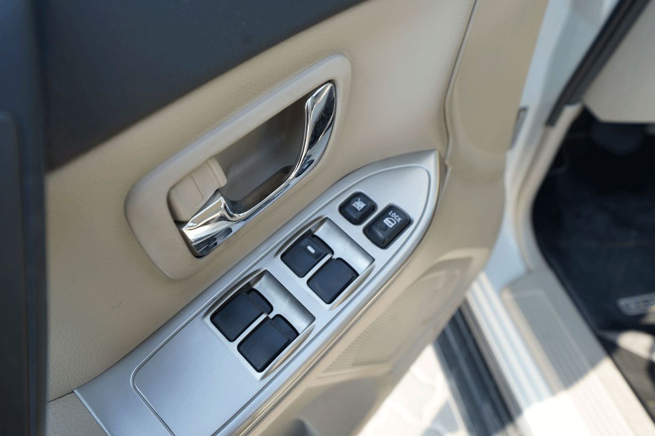 ميتسوبيشي باجيرو GLS 3.8L, Petrol, Automatic, MY 2017