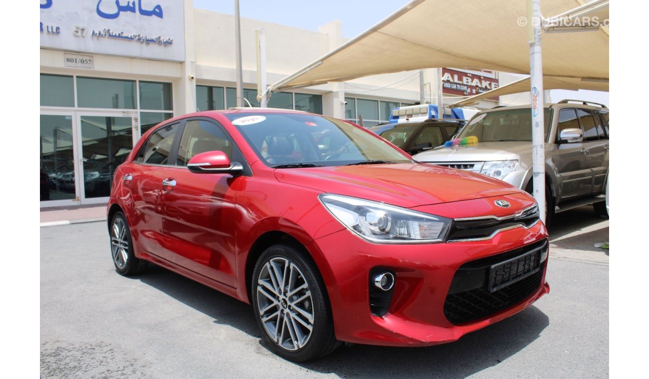 Kia Rio LX FULL OPTION - ACCIDENTS FREE - GCC - CAR IS IN PERFECT CONDITION INSIDE OUT