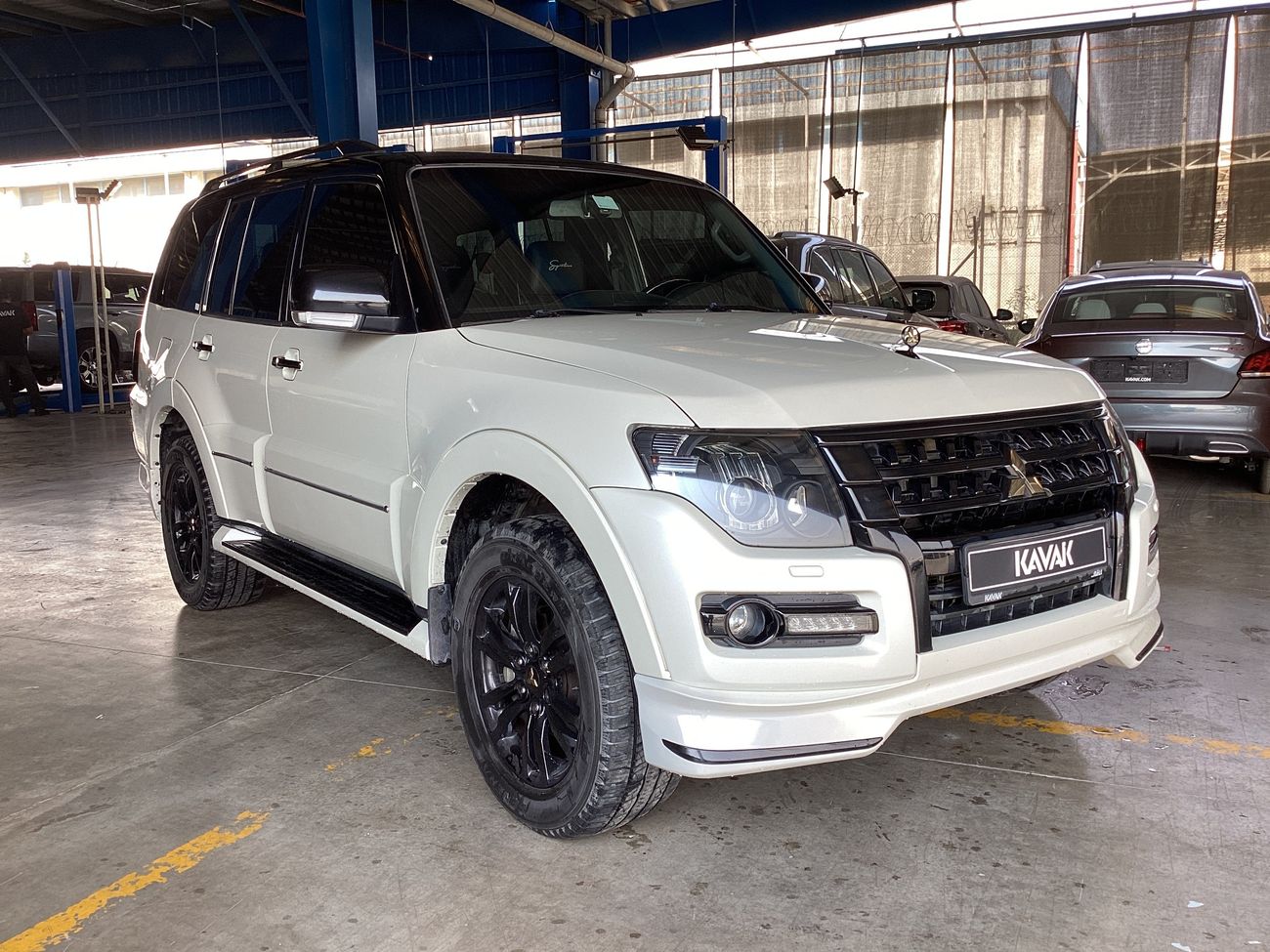 Mitsubishi Pajero Signature Edition | National Day Celebration | Guaranteed Warranty | 0 Down Payment