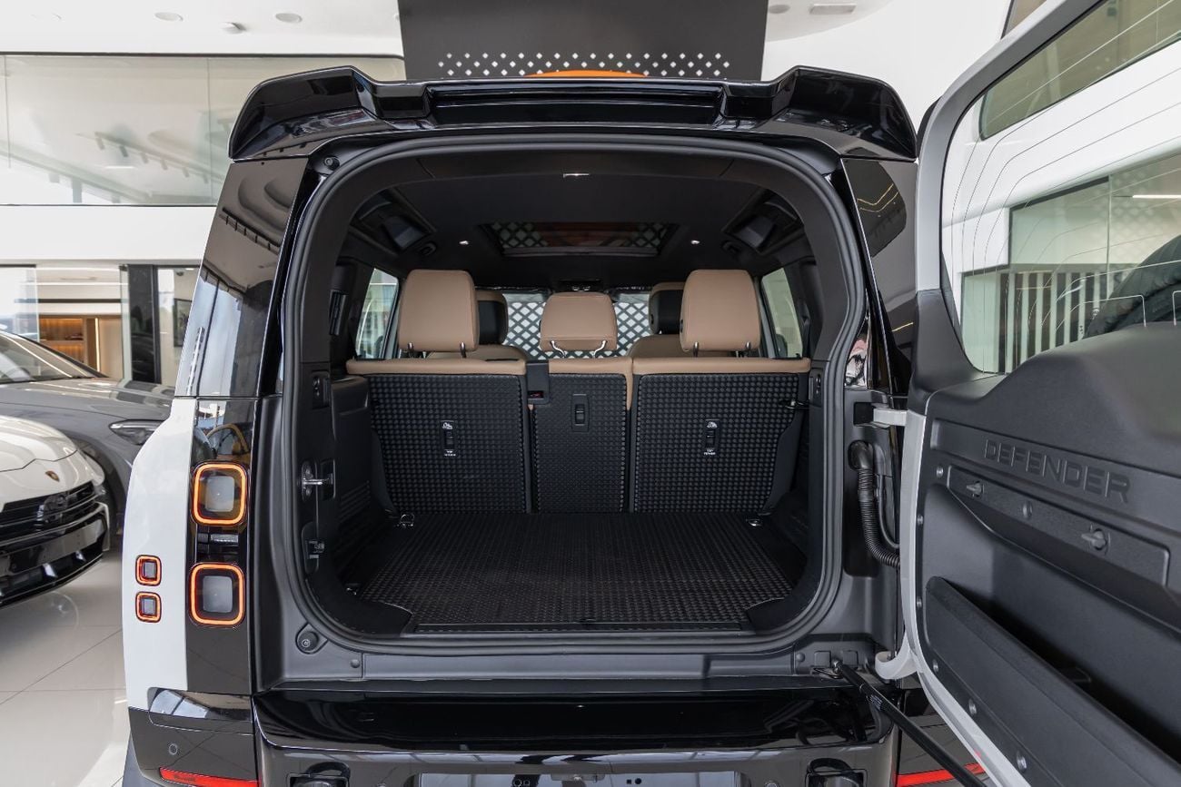 Land Rover Defender Land Rover Defender | 110 X-Dynamic HSE (P400) | GCC Specs | 2026 (Export)