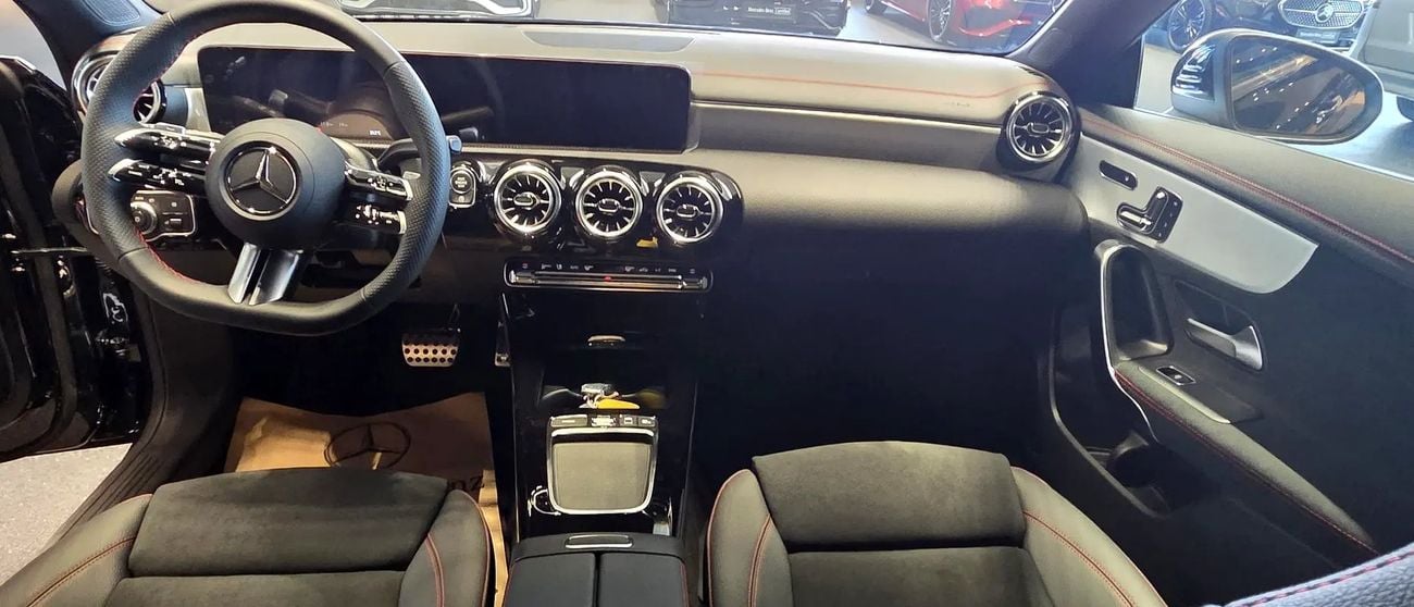 مرسيدس بنز CLA 250 4MATIC Ramadan Special: 3,322/- PM | CLA250 AMG | GCC - 5 Years Warranty