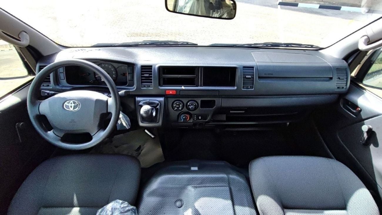Toyota Hiace 2.5L TURBO DIESEL 15-SEATER H.ROOF MT