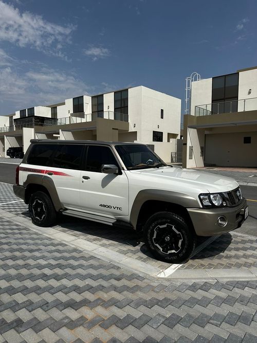 Nissan Patrol Super Safari