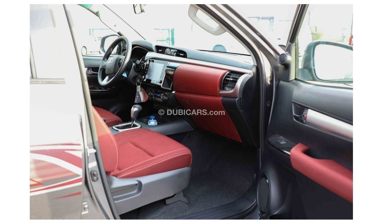 Toyota Hilux 2023 Toyota Hilux 4x4 DC 2.8 D AT SR5 - Grey inside Maroon | Export Only
