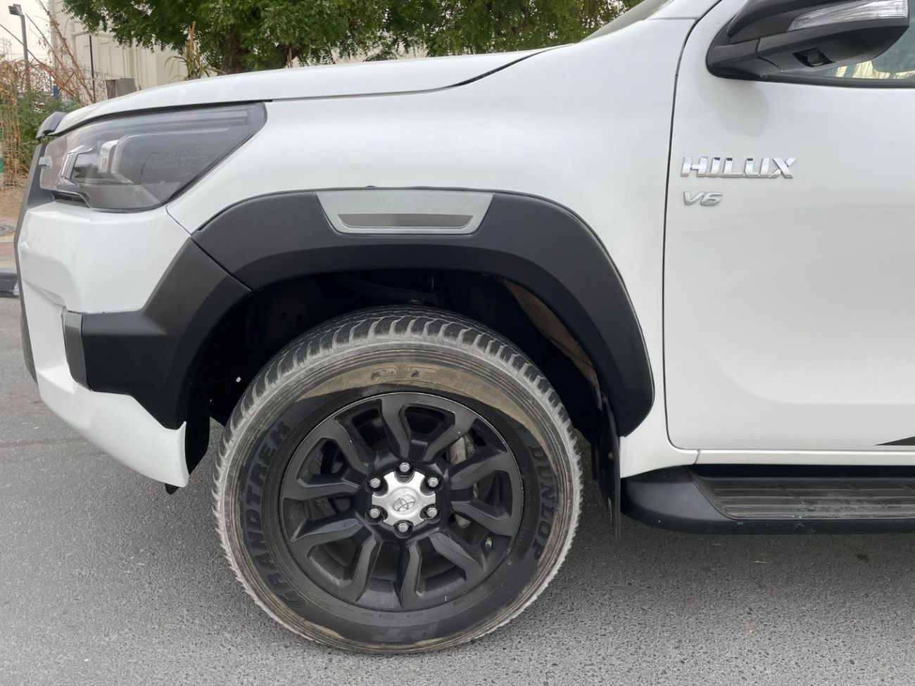 Toyota Hilux ADV 4.0L 2022 TOYOTA HILUX ADVENTURE 4.0 | FULL OPTION | GCC