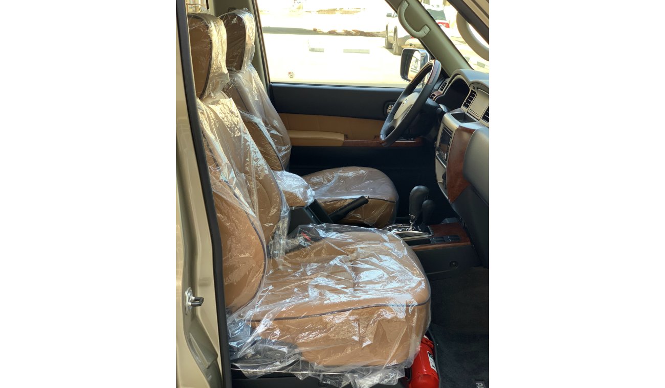 Nissan Patrol Safari Capsule - Automatic Transmission - Leather Interiors - excellent condition