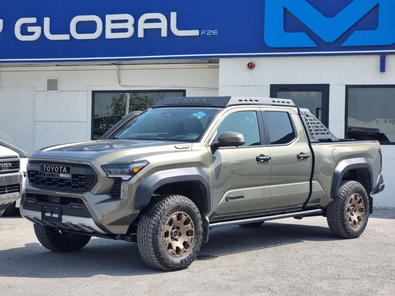 Toyota Tacoma TrailHunter Brand New * Export Price *