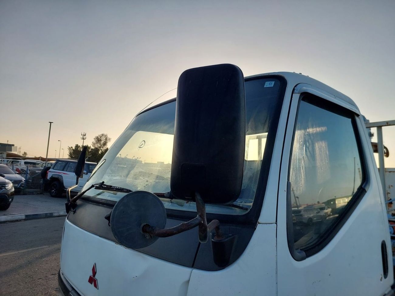 Mitsubishi Fuso Canter MITSUBISHI CANTER TRUCK RHD 1994 MODEL 4.2 L DIESEL MANUAL(PM00222)