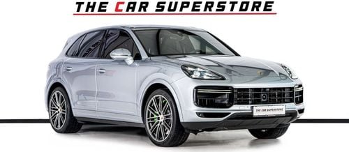 Porsche Cayenne Turbo 4.0L (550 HP) GCC-Warranty & Service Contract Until 11/2027-High Specifications