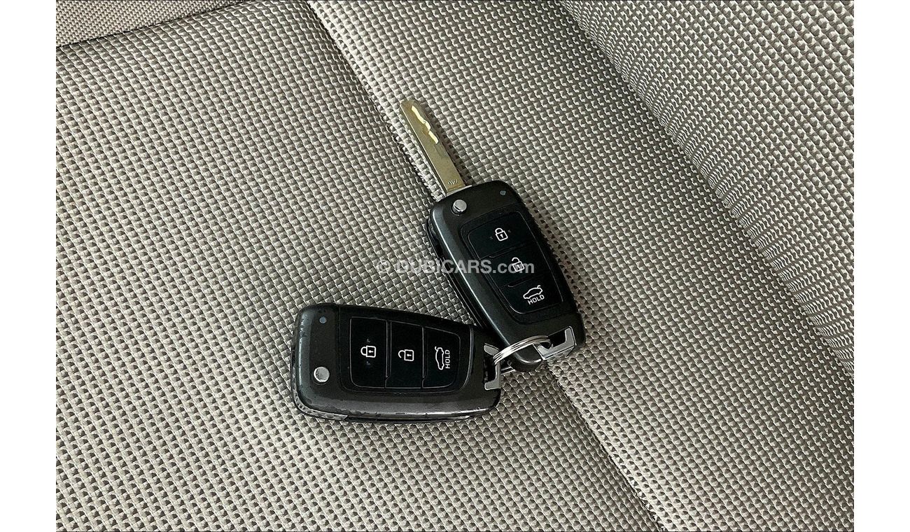 Hyundai Accent Smart / GL