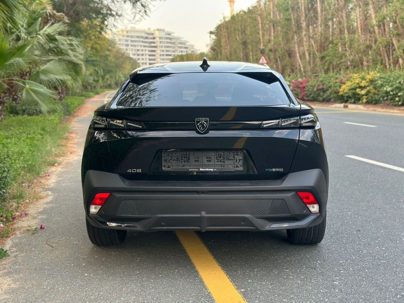 بيجو 408 2025 Peugeot 408 Plug-in Hybrid | The Future is Here | 1.6L 4-Cylinder Turbo | 225 HP | Top of the L