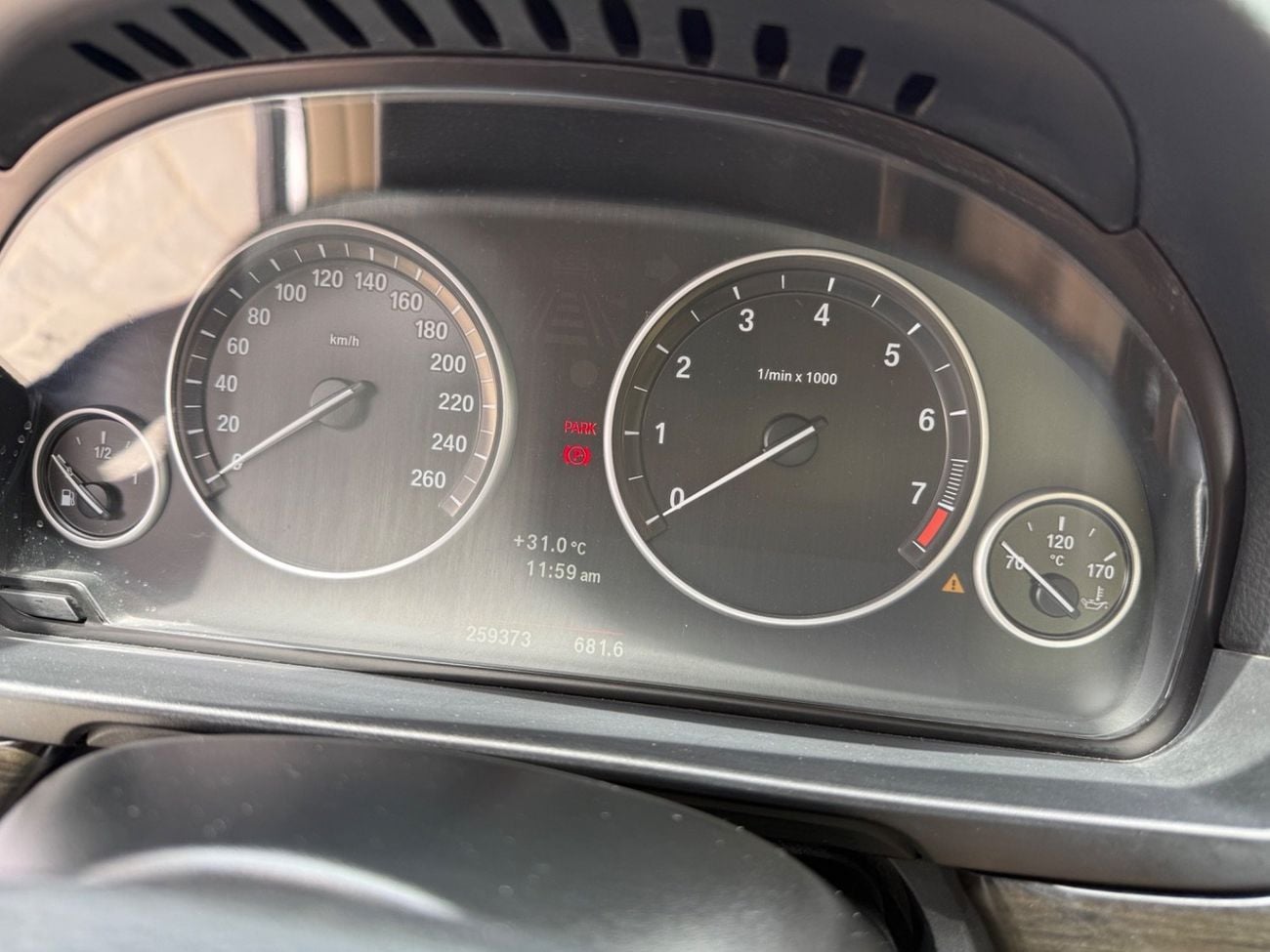 بي أم دبليو 520i Low 2.0L