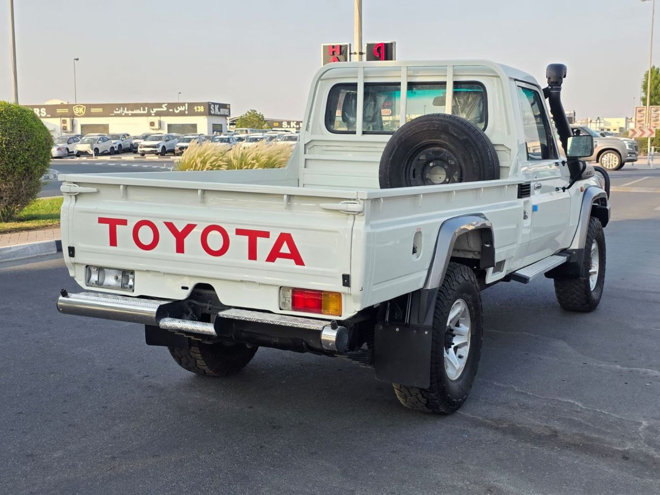 Toyota Land Cruiser Pick Up DIESEL 4.5 LITER ,RIGHT HAND DRIVE MANUAL GEAR