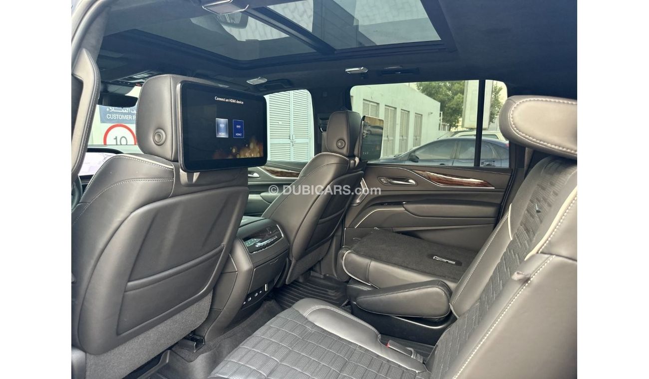 كاديلاك إسكالاد لاكجري Canadian import