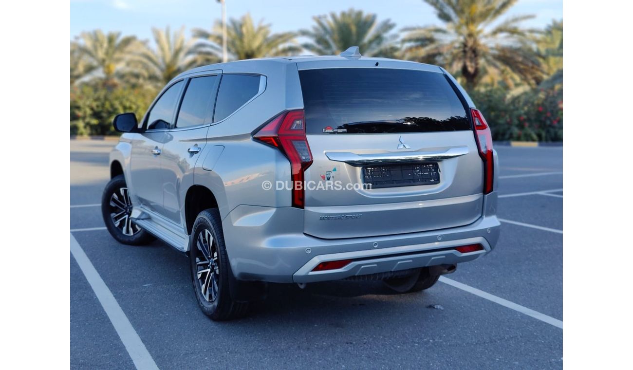 Mitsubishi Montero GLS Premium Mitsubishi Montero 4WD 2020 GCC ORGINAL PAINT - ACCIDENT FREE - PEREFCT CONDITION