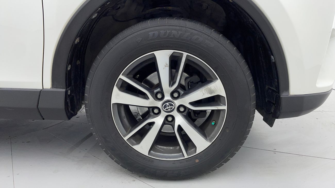 تويوتا راف ٤ EX 2.5 | بدون دفعة مقدمة | اختبار قيادة مجاني للمنزل