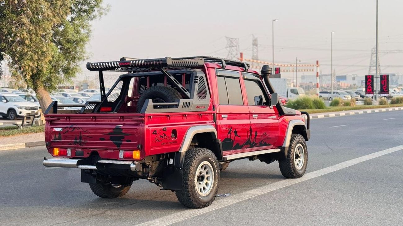 Toyota Land Cruiser Pick Up Land cruiser pickup double cabin red colour manual gear diesel engine RHD 2013