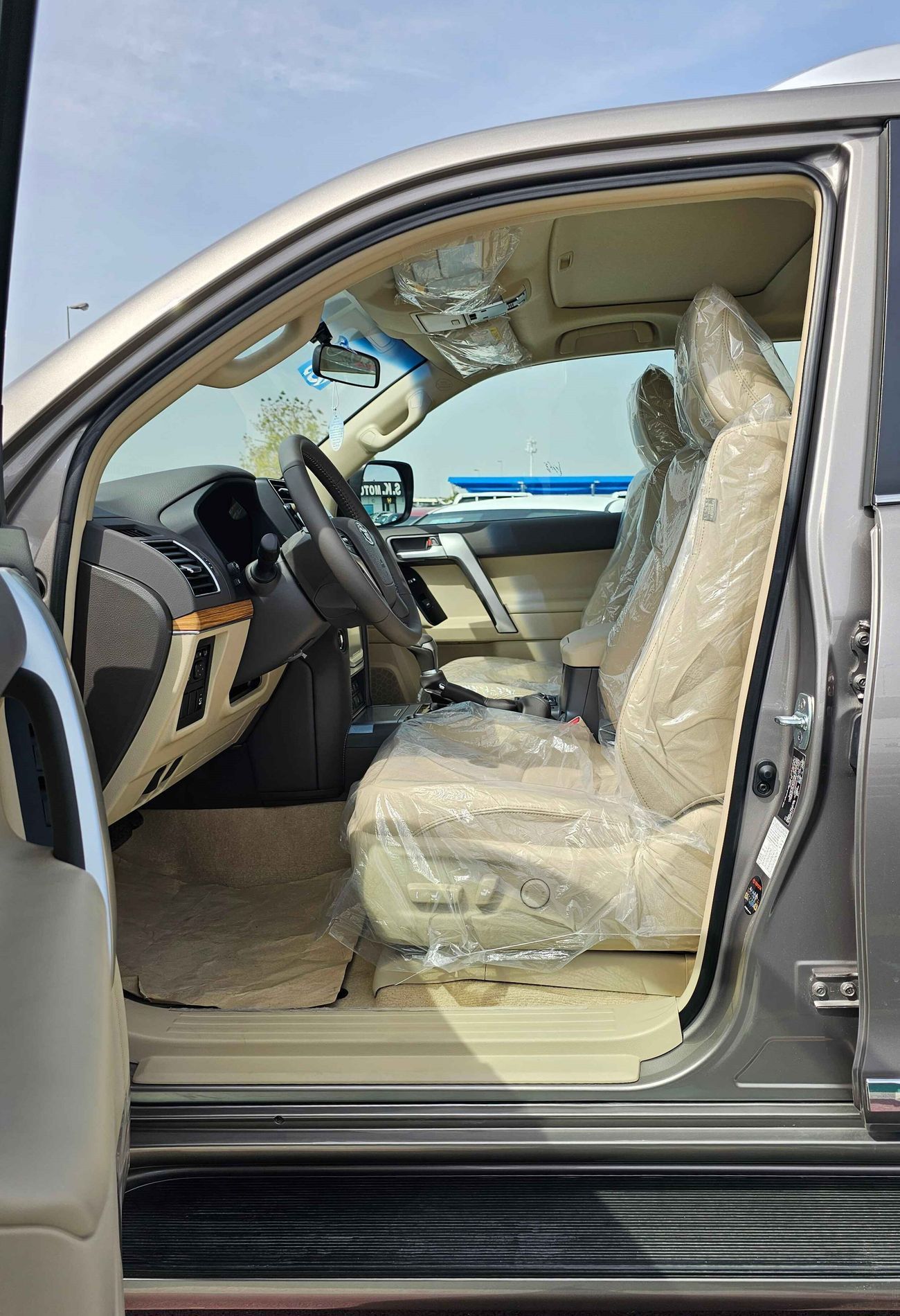 Toyota Prado VX2 | 4.0L V6 PETROL | DRIVER POWER SEATS | SUNROOF | AUTO A/C (CODE # PSR40VX2D)