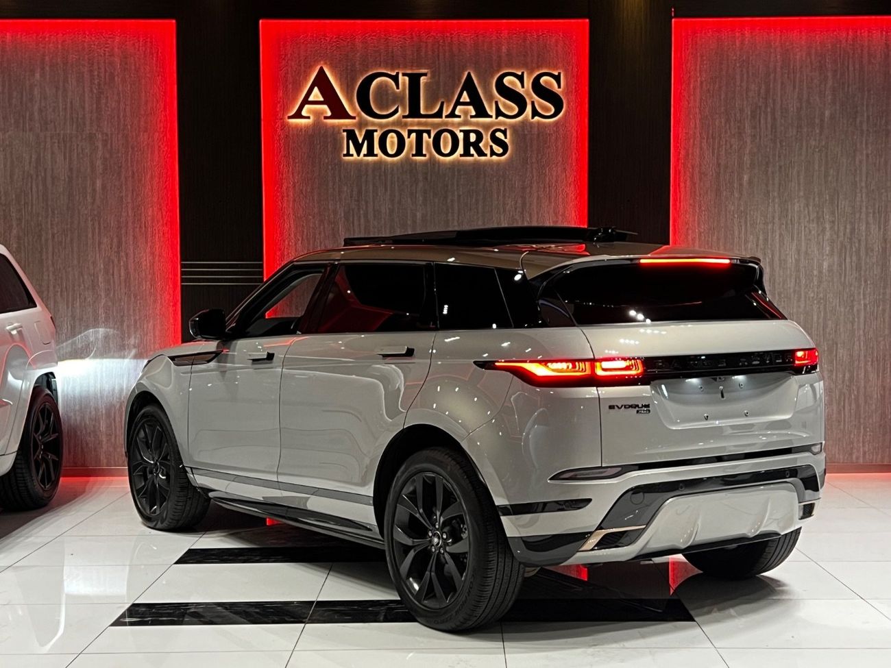 Land Rover Range Rover Evoque P250 SE 2.0L