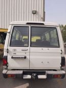 Toyota Land Cruiser 70 TOYOTA LAND CRUISER LC78 3DOORS HARDTOP 4.0L PETROL AT