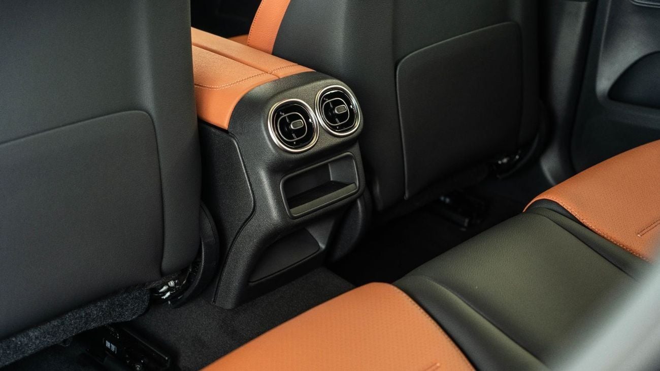 مرسيدس بنز GLC 200 Mercedes GLC 200 Coupe || Premium || 2025 || GCC