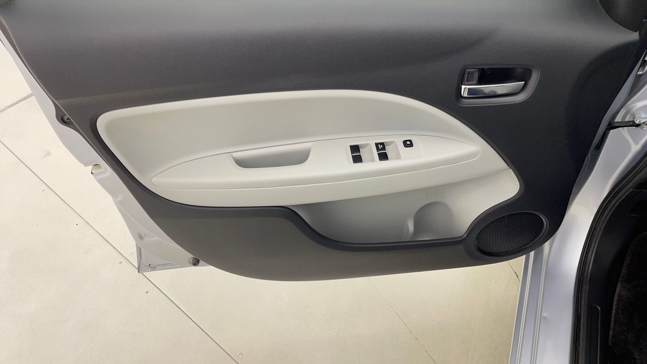 ميتسوبيشي اتراج GLX HIGHLINE 1.2 | بدون دفعة مقدمة | اختبار القيادة في المنزل