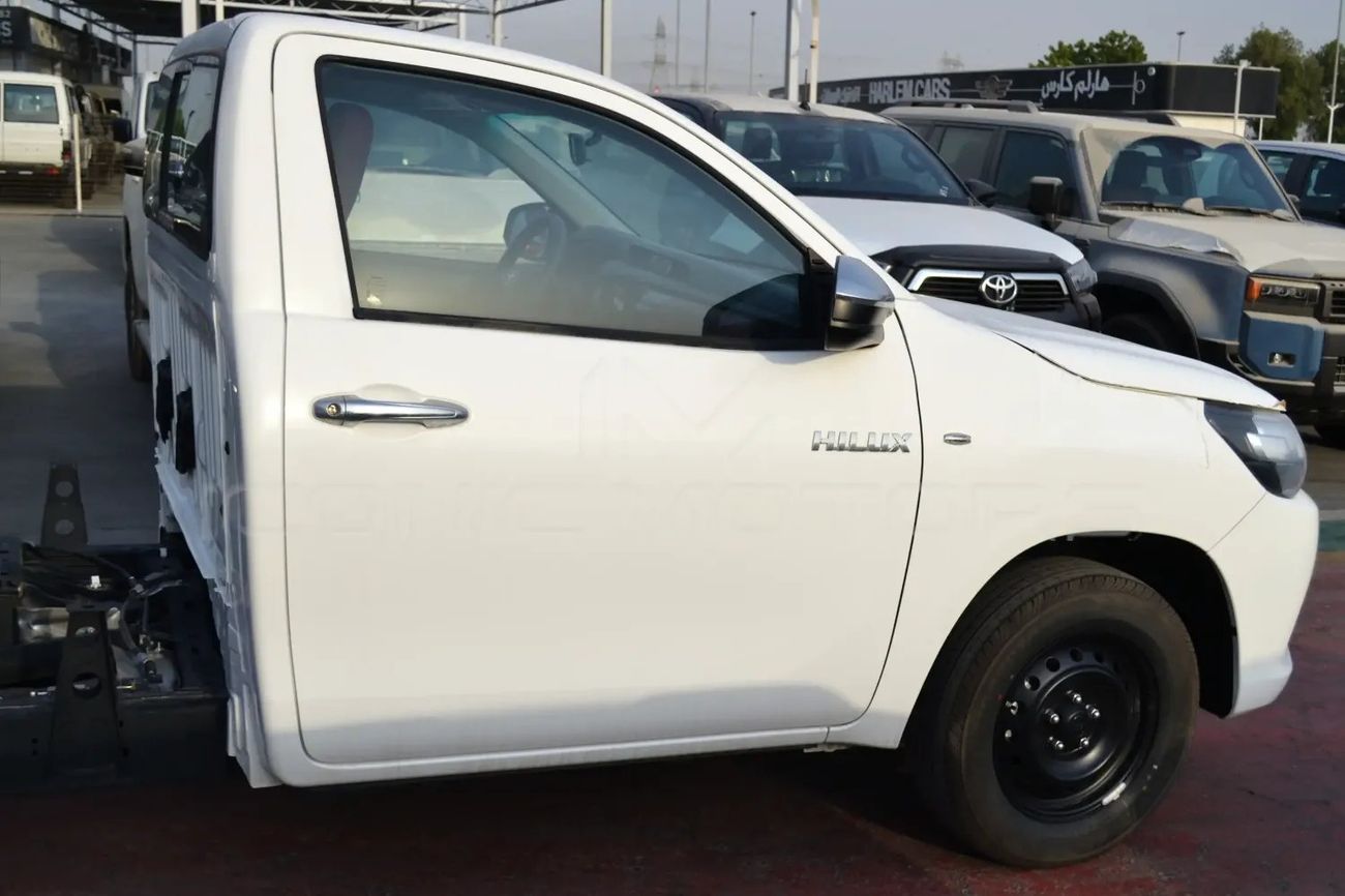 Toyota Hilux TOYOTA HILUX SC 2.4L 4X2 M/T (DIESEL) MY24