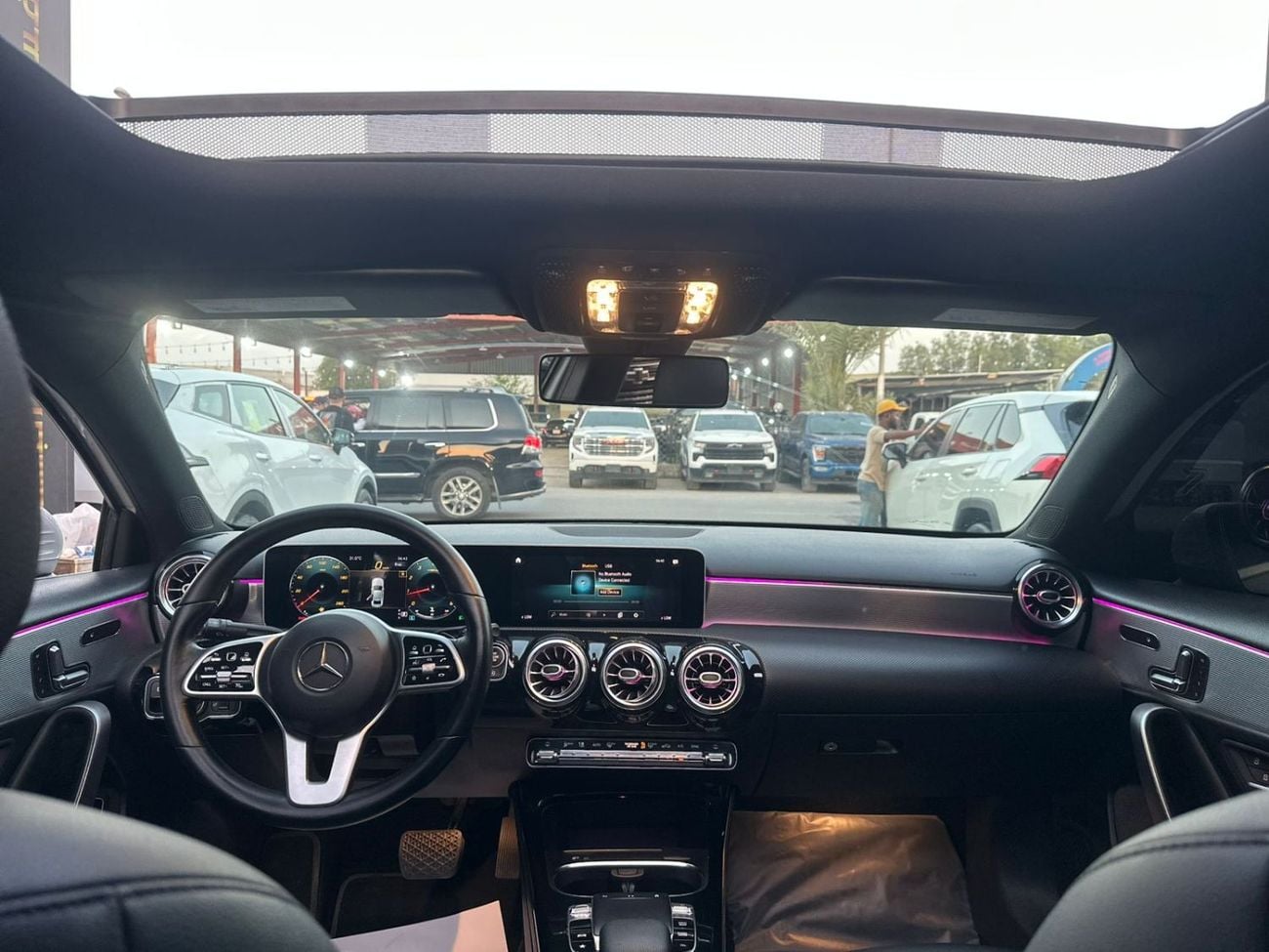 Mercedes-Benz A 220 2.0L 4-cylinder turbo (188 hp)