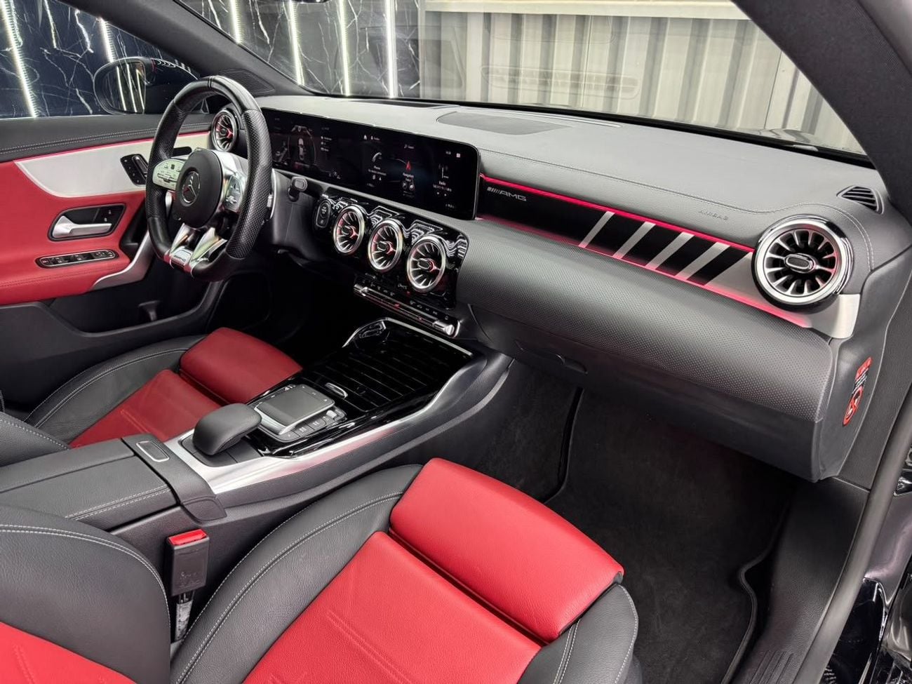 Mercedes Benz CLA35 AMG STD CLA 35 AMG 4Matic | GCC | Original Paint | Gargash Full Service history