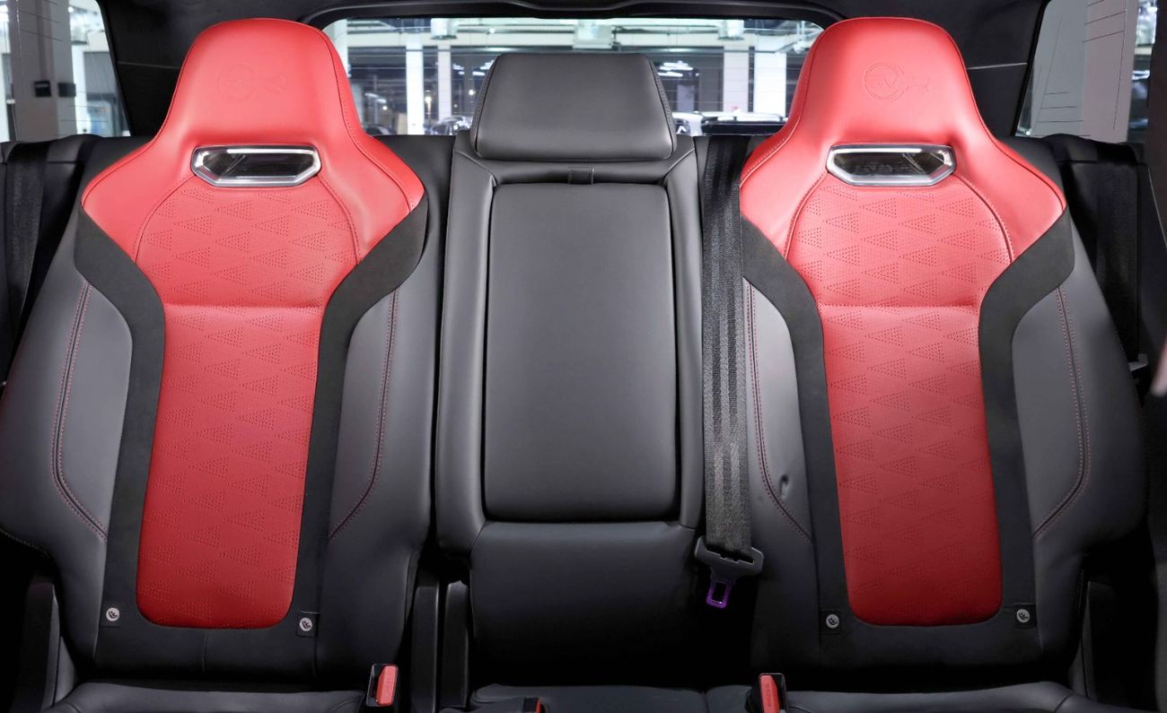 لاند روفر رينج روفر سبورت SVR 5.0L (550 HP)