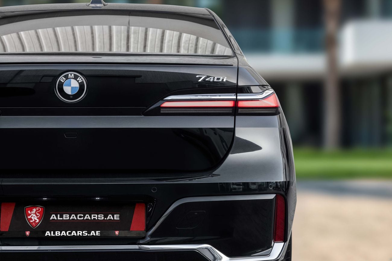 بي أم دبليو 740i 740i M Sport | 6,757 P.M | 0% Downpayment | BMW Warranty & Service!