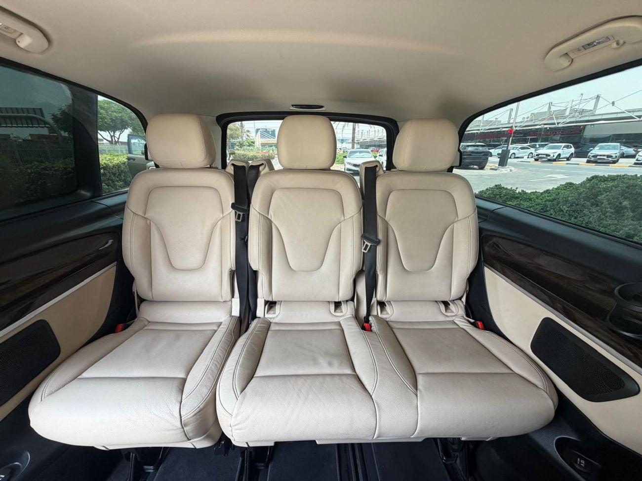 مرسيدس بنز V 250 AVANTGARDE LWB