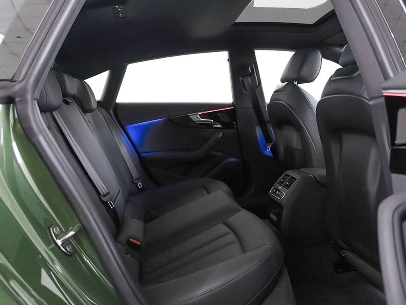 Audi A5 2023 Audi A5 Sportback Advanced 40 TFSI / Warranty & Service Contract