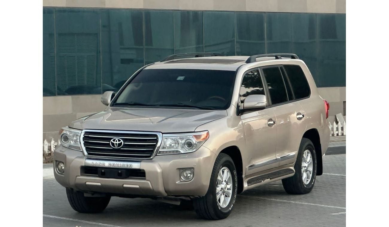 تويوتا لاند كروزر GXR 4.0L (271 HP) AWD