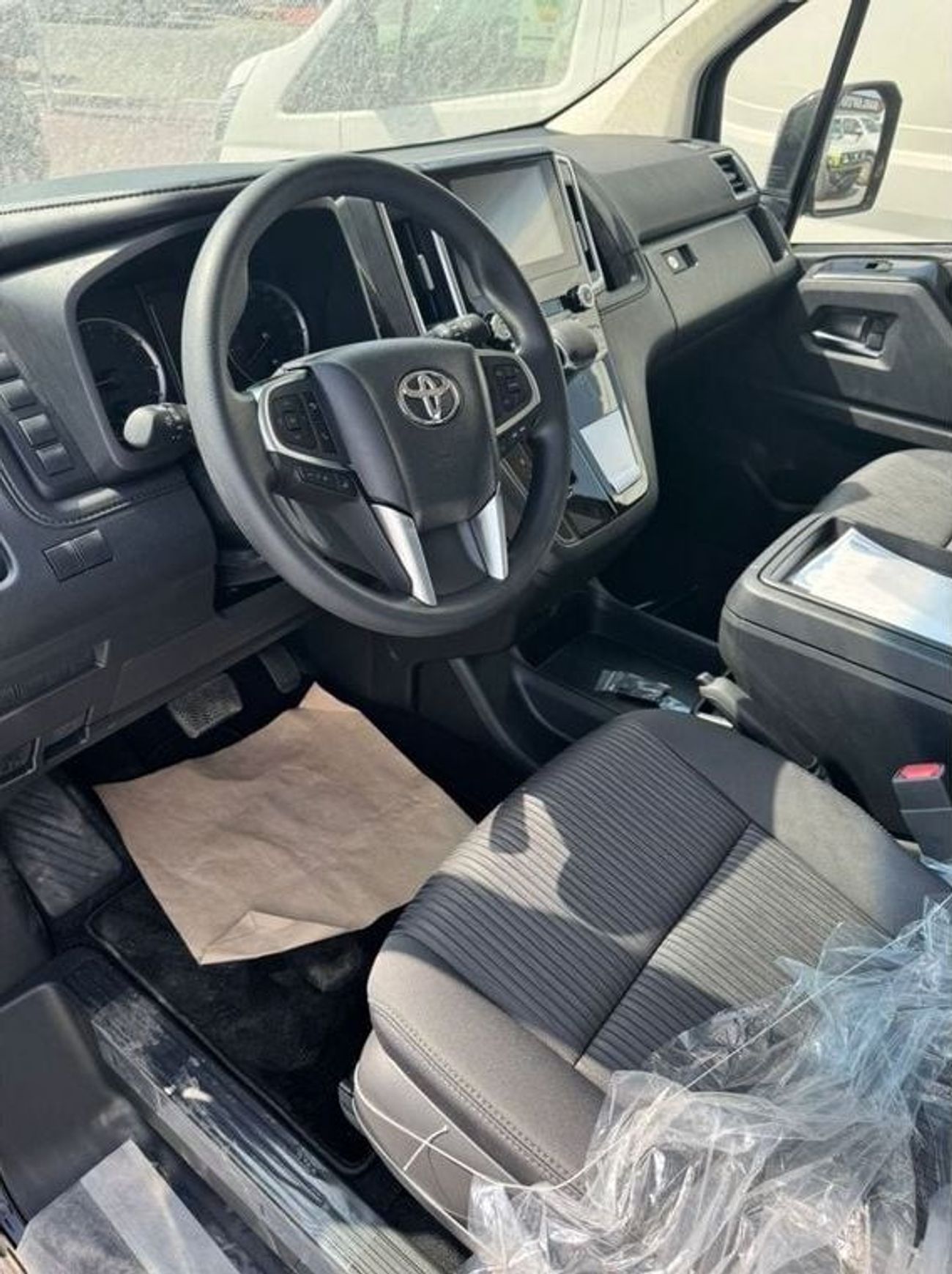 Toyota Granvia 3.5 L , Automatic ,7 seats  , med option